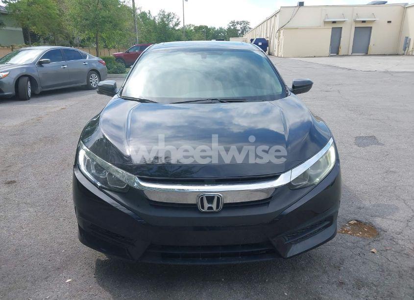 Photo 6 of 2018 Honda Civic EX (VIN 19XFC2F79JE020192)