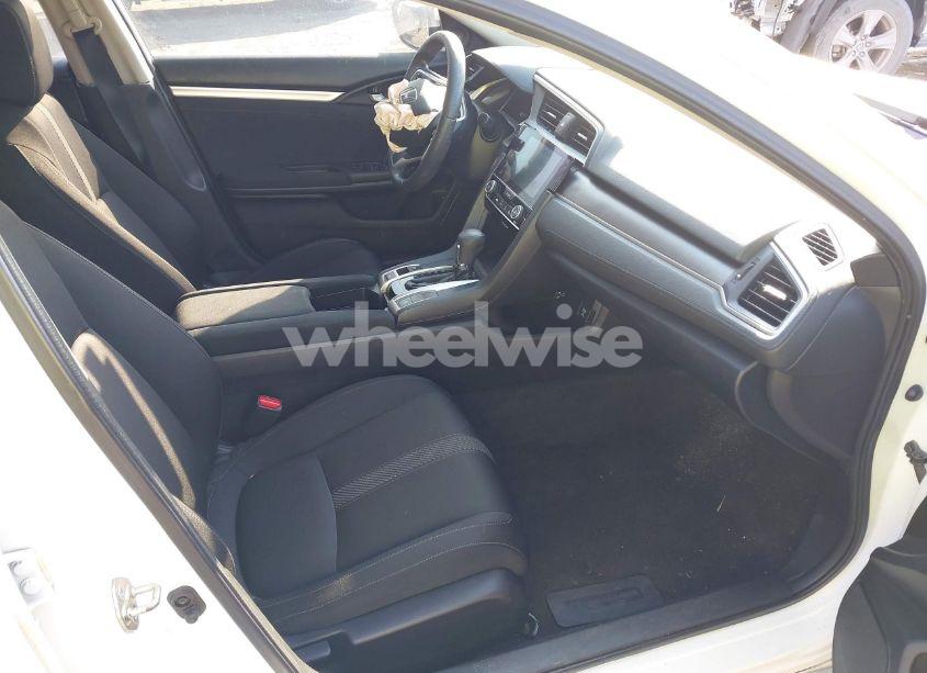 Photo 5 of 2018 Honda Civic EX (VIN 19XFC2F79JE032472)