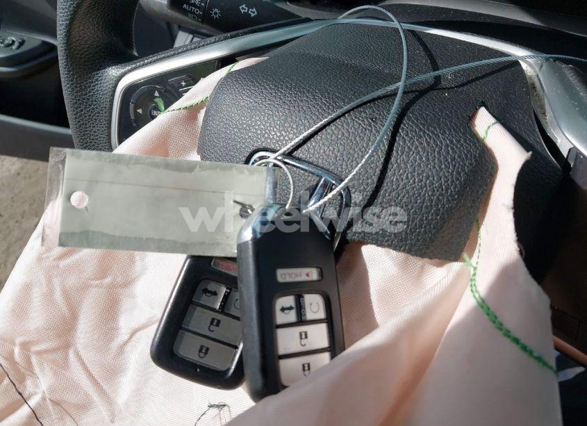 Photo 11 of 2018 Honda Civic EX (VIN 19XFC2F79JE205844)