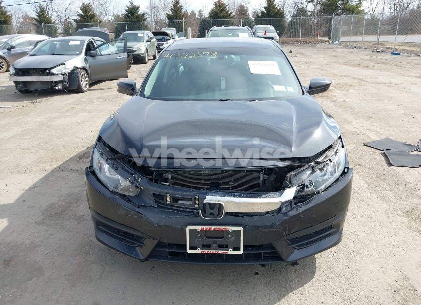 Photo 12 of 2018 Honda Civic EX (VIN 19XFC2F79JE205844)