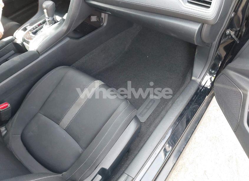 Photo 5 of 2018 Honda Civic EX (VIN 19XFC2F79JE205844)