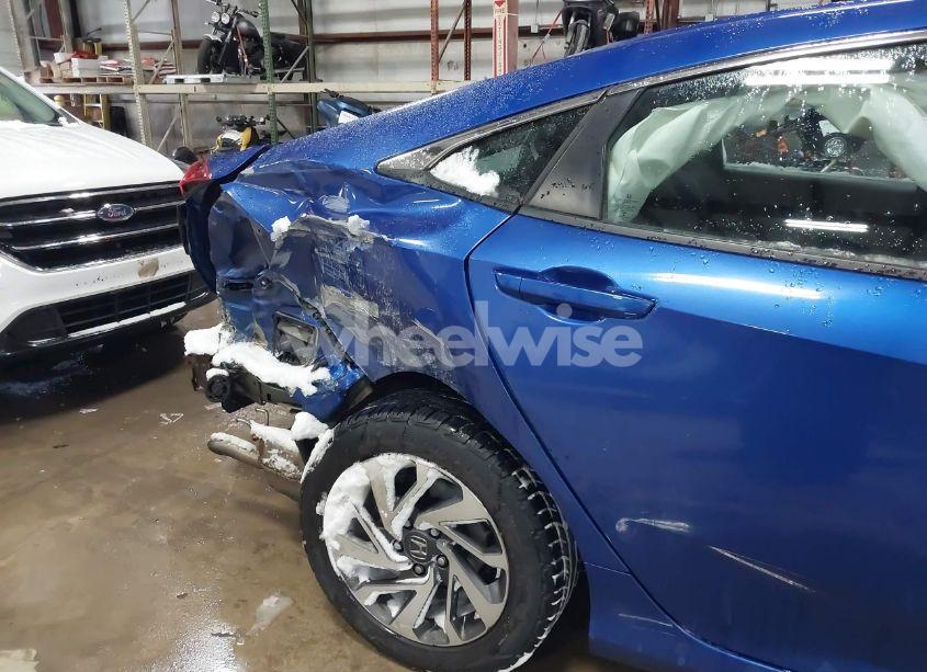 Photo 6 of 2016 Honda Civic EX (VIN 19XFC2F7XGE008478)