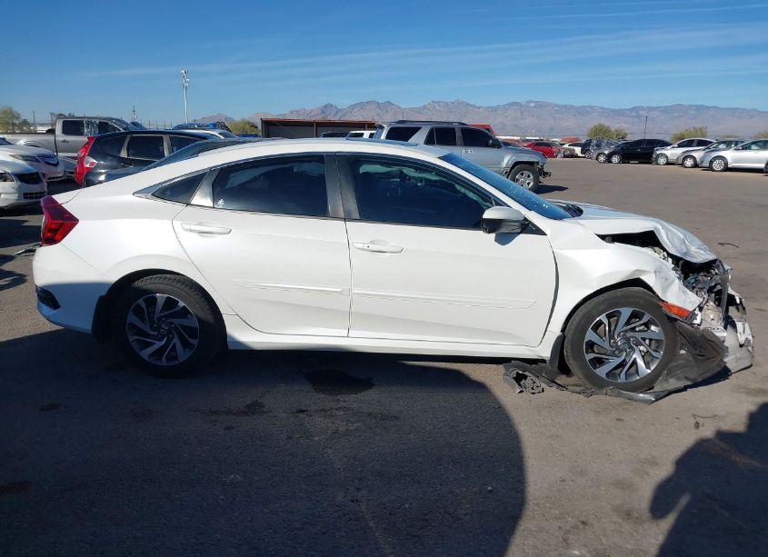 Photo 13 of 2016 Honda Civic EX (VIN 19XFC2F7XGE059270)