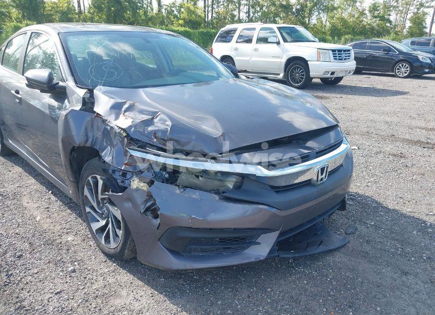 Photo 6 of 2016 Honda Civic EX (VIN 19XFC2F7XGE067787)