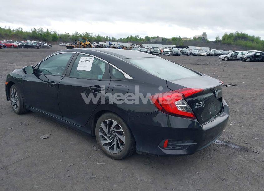 Photo 3 of 2016 Honda Civic EX (VIN 19XFC2F7XGE212472)