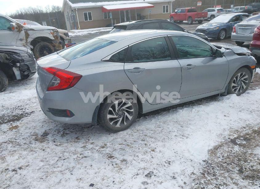 Photo 4 of 2016 Honda Civic EX (VIN 19XFC2F7XGE220880)