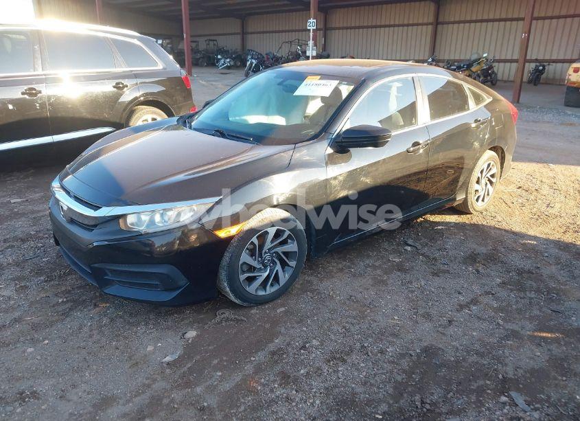 Photo 2 of 2017 Honda Civic EX (VIN 19XFC2F7XHE003394)