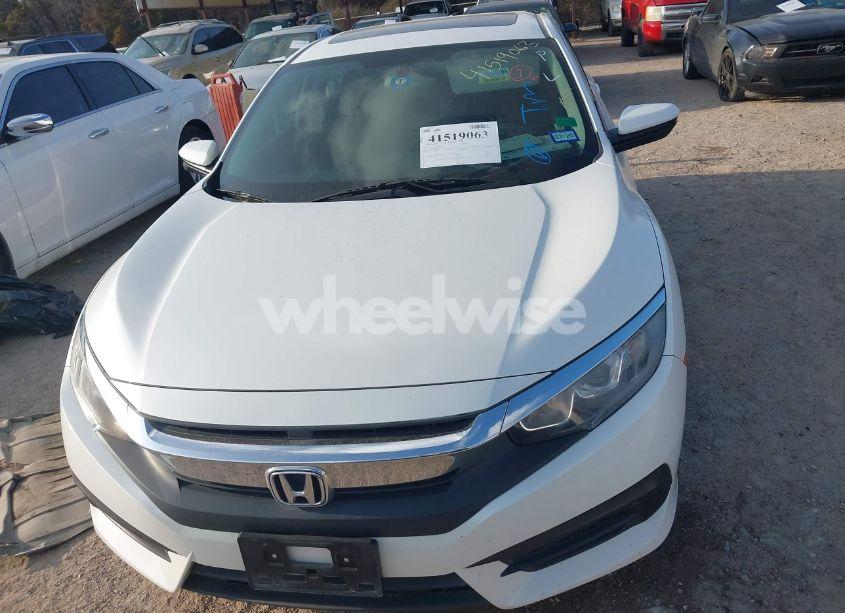 Photo 12 of 2017 Honda Civic EX (VIN 19XFC2F7XHE026206)