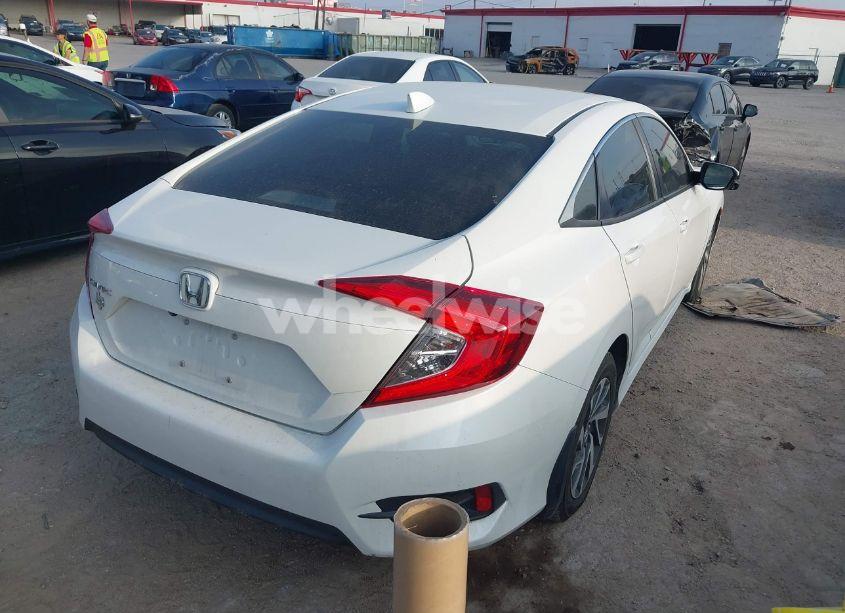Photo 4 of 2017 Honda Civic EX (VIN 19XFC2F7XHE026206)