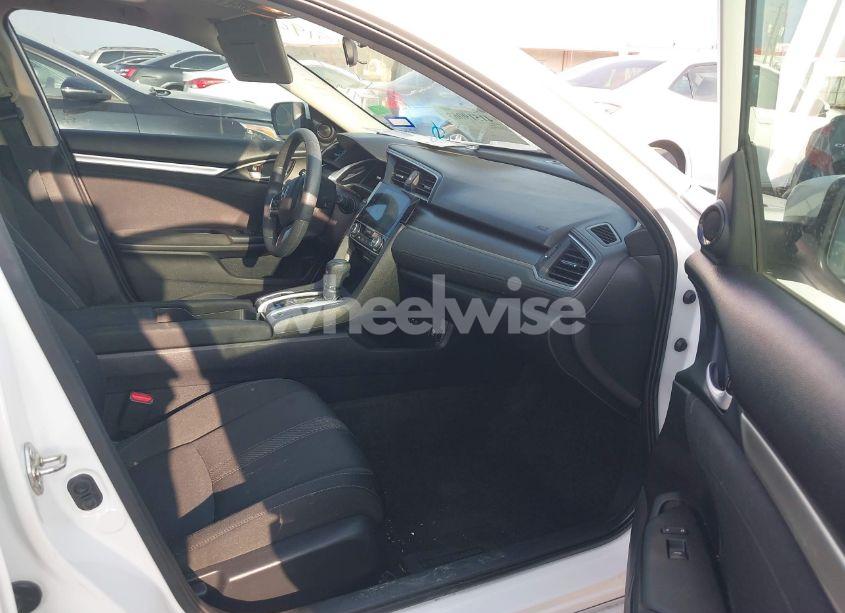 Photo 5 of 2017 Honda Civic EX (VIN 19XFC2F7XHE026206)