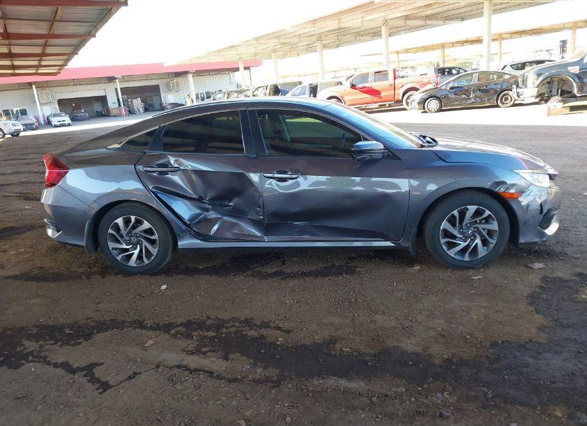 Photo 13 of 2017 Honda Civic EX (VIN 19XFC2F7XHE056256)