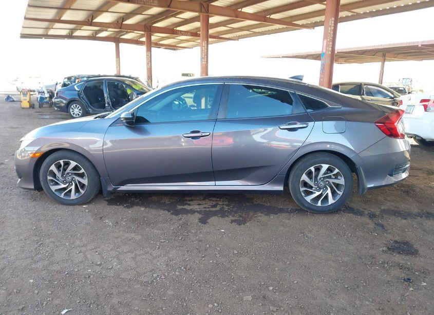 Photo 14 of 2017 Honda Civic EX (VIN 19XFC2F7XHE056256)