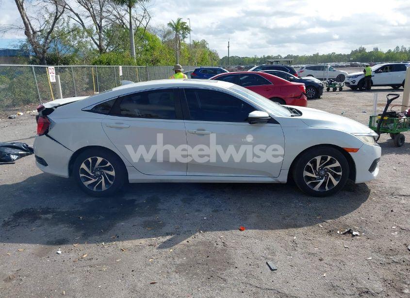 Photo 13 of 2017 Honda Civic EX (VIN 19XFC2F7XHE059187)