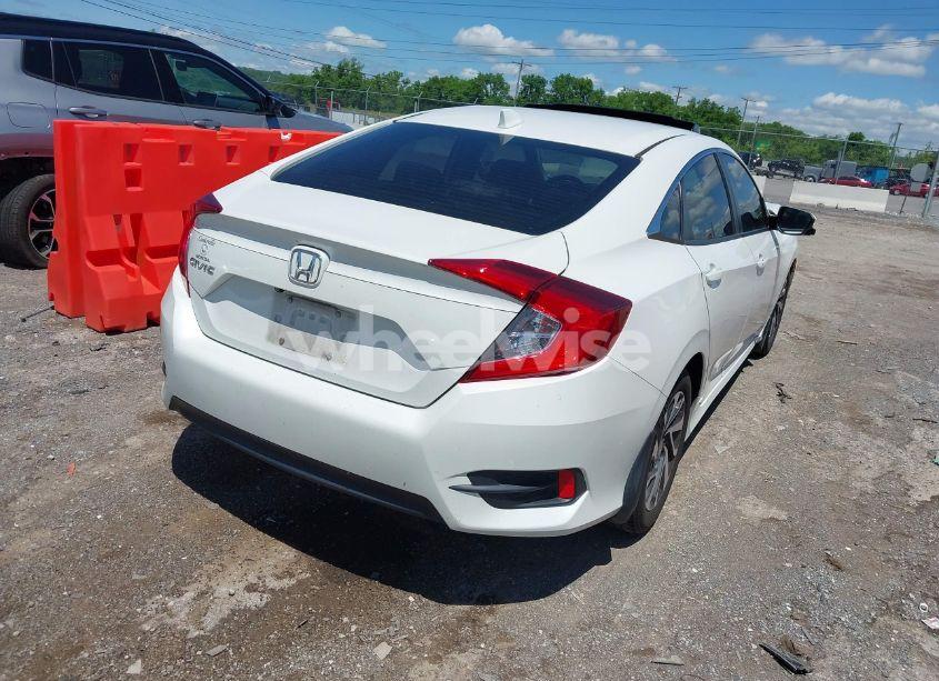 Photo 4 of 2017 Honda Civic EX (VIN 19XFC2F7XHE063594)