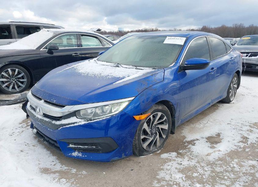 Photo 2 of 2017 Honda Civic EX (VIN 19XFC2F7XHE076734)