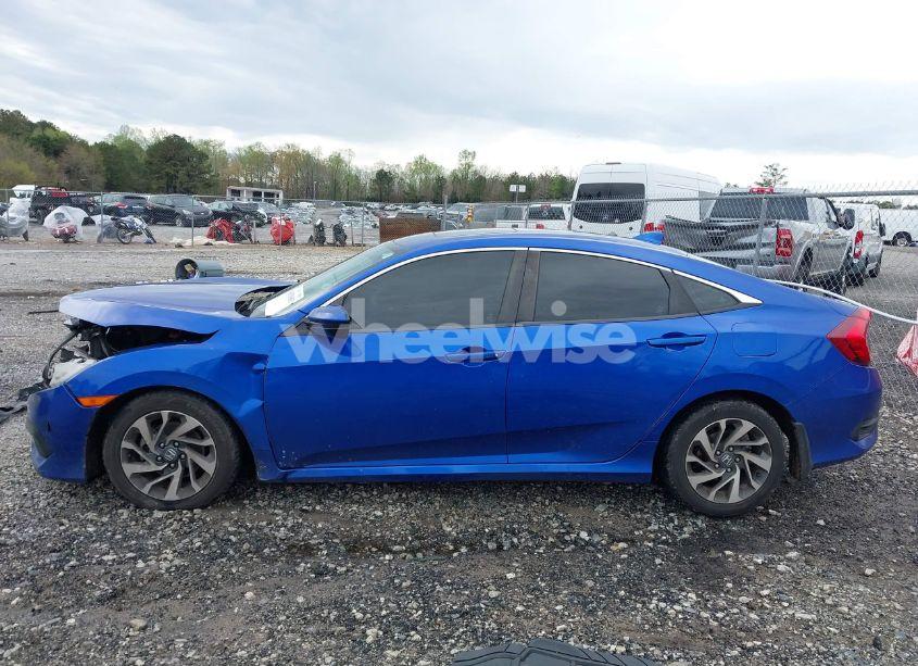 Photo 14 of 2018 Honda Civic EX (VIN 19XFC2F7XJE026552)