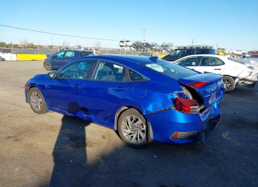 Photo 3 of 2018 Honda Civic EX (VIN 19XFC2F7XJE039060)