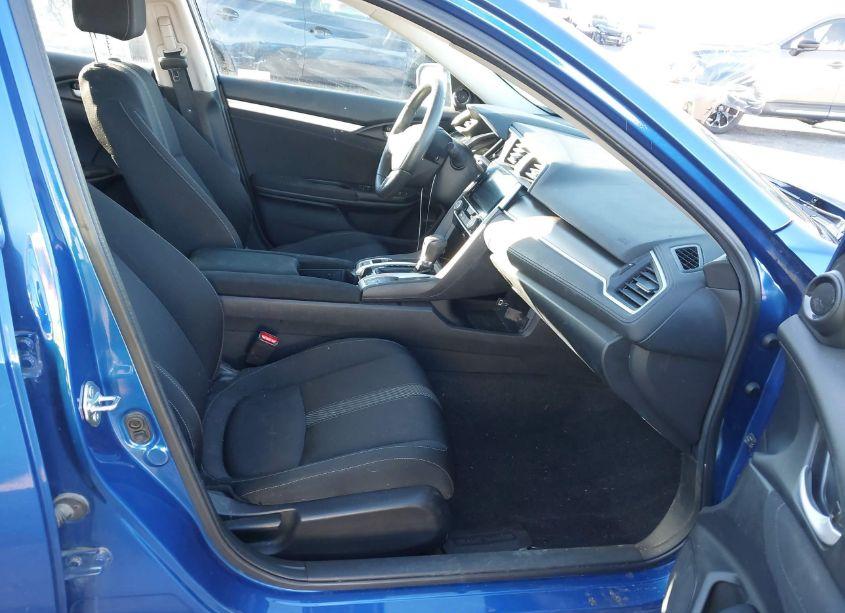 Photo 5 of 2018 Honda Civic EX (VIN 19XFC2F7XJE039060)