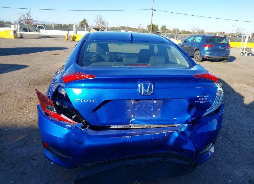 Photo 6 of 2018 Honda Civic EX (VIN 19XFC2F7XJE039060)