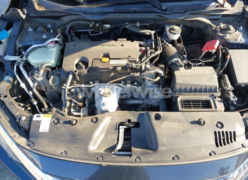 Photo 10 of 2018 Honda Civic EX (VIN 19XFC2F7XJE040533)