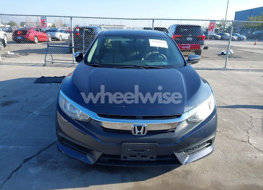 Photo 12 of 2018 Honda Civic EX (VIN 19XFC2F7XJE040533)