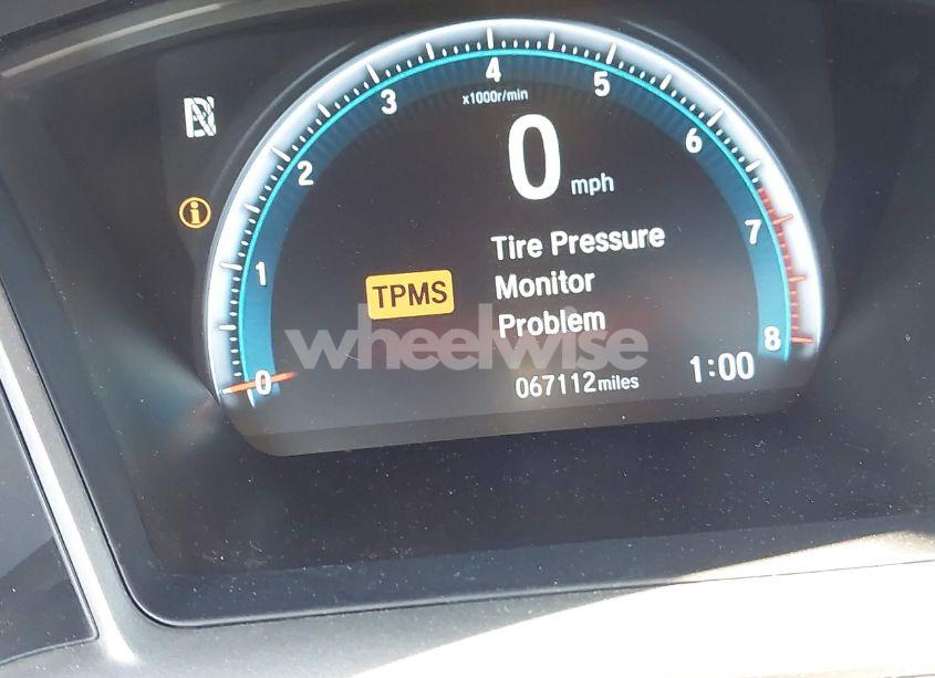 Photo 15 of 2018 Honda Civic EX (VIN 19XFC2F7XJE040533)