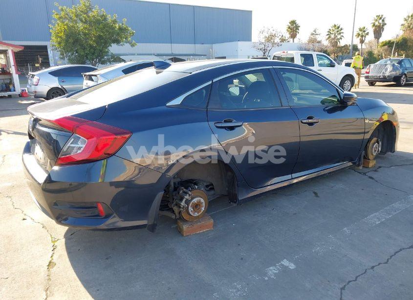 Photo 4 of 2018 Honda Civic EX (VIN 19XFC2F7XJE040533)