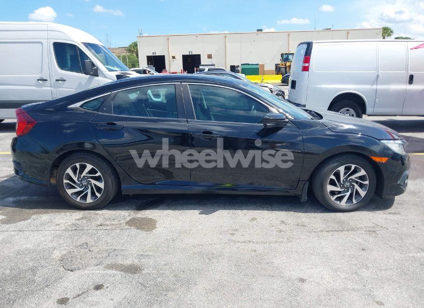 Photo 13 of 2018 Honda Civic EX (VIN 19XFC2F80JE004441)