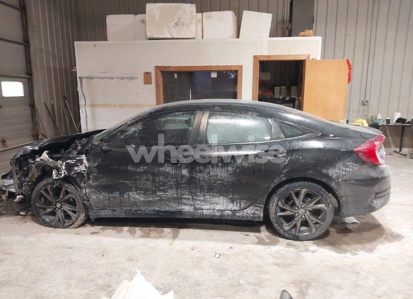 Photo 14 of 2019 Honda Civic SPORT (VIN 19XFC2F80KE002688)