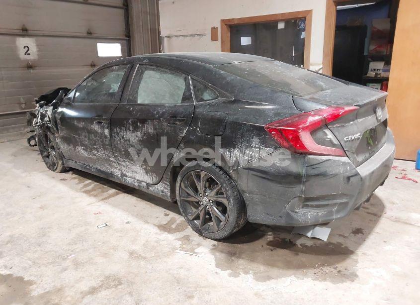 Photo 3 of 2019 Honda Civic SPORT (VIN 19XFC2F80KE002688)