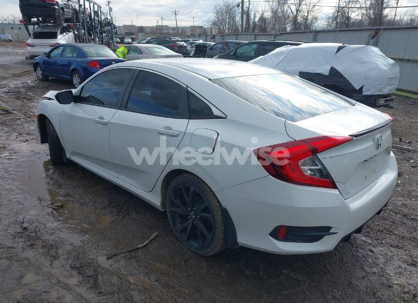 Photo 3 of 2019 Honda Civic SPORT (VIN 19XFC2F80KE002870)