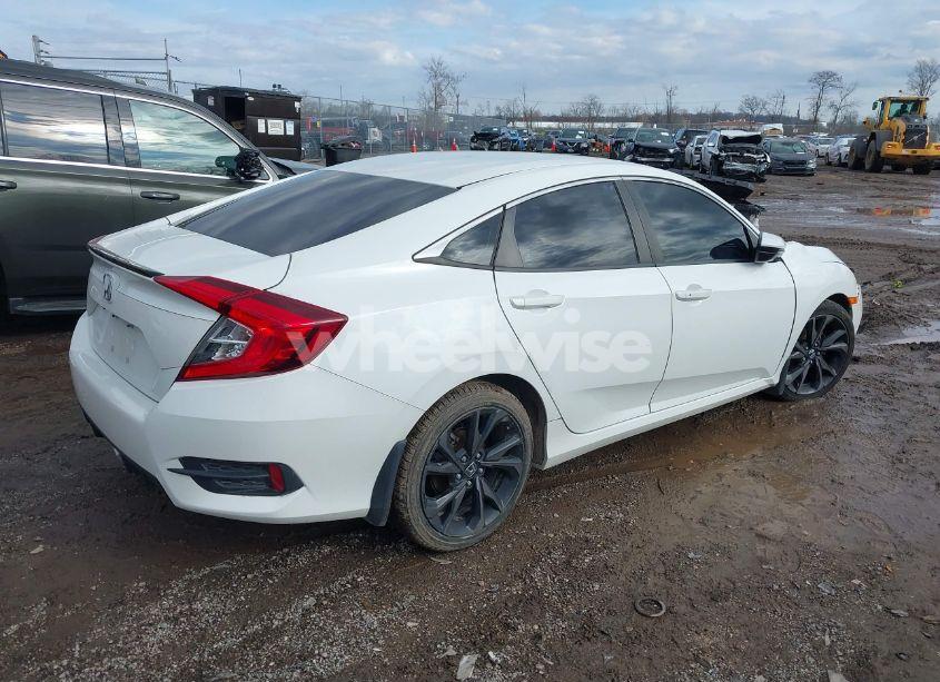 Photo 4 of 2019 Honda Civic SPORT (VIN 19XFC2F80KE002870)