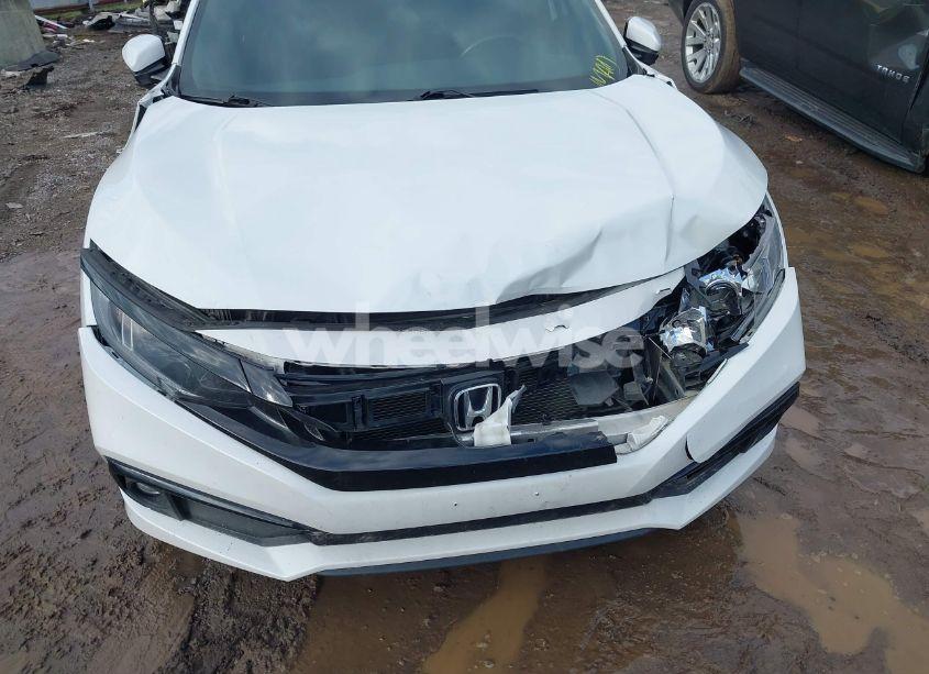 Photo 6 of 2019 Honda Civic SPORT (VIN 19XFC2F80KE002870)