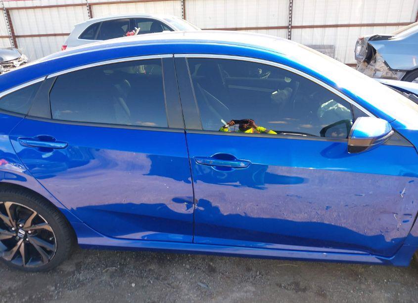 Photo 14 of 2019 Honda Civic SPORT (VIN 19XFC2F80KE022214)