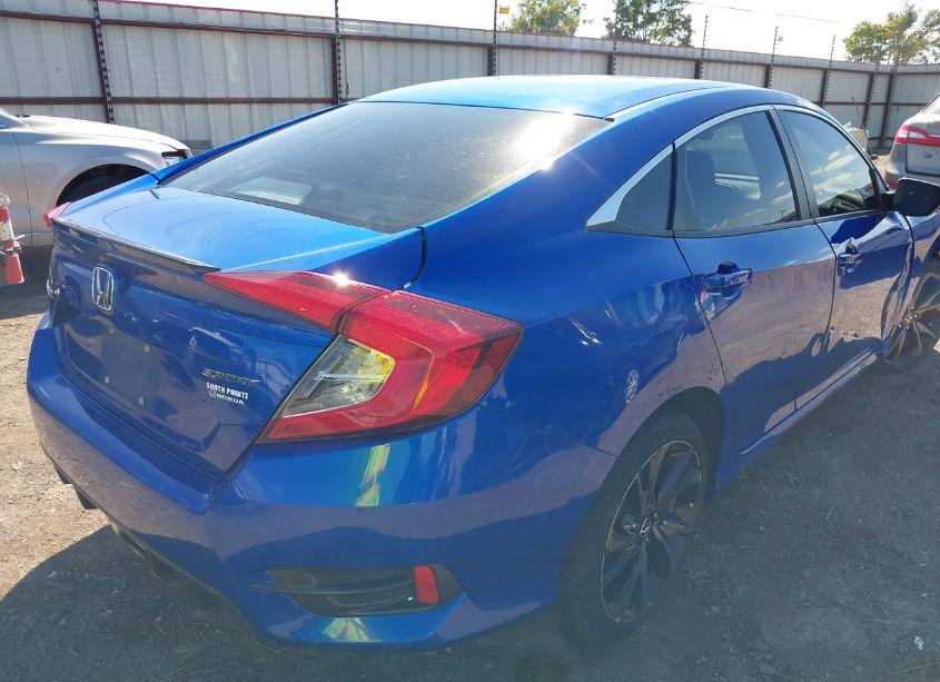Photo 4 of 2019 Honda Civic SPORT (VIN 19XFC2F80KE022214)
