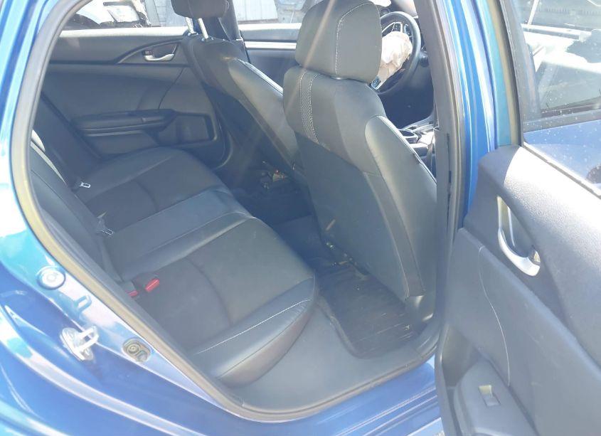 Photo 8 of 2019 Honda Civic SPORT (VIN 19XFC2F80KE022214)