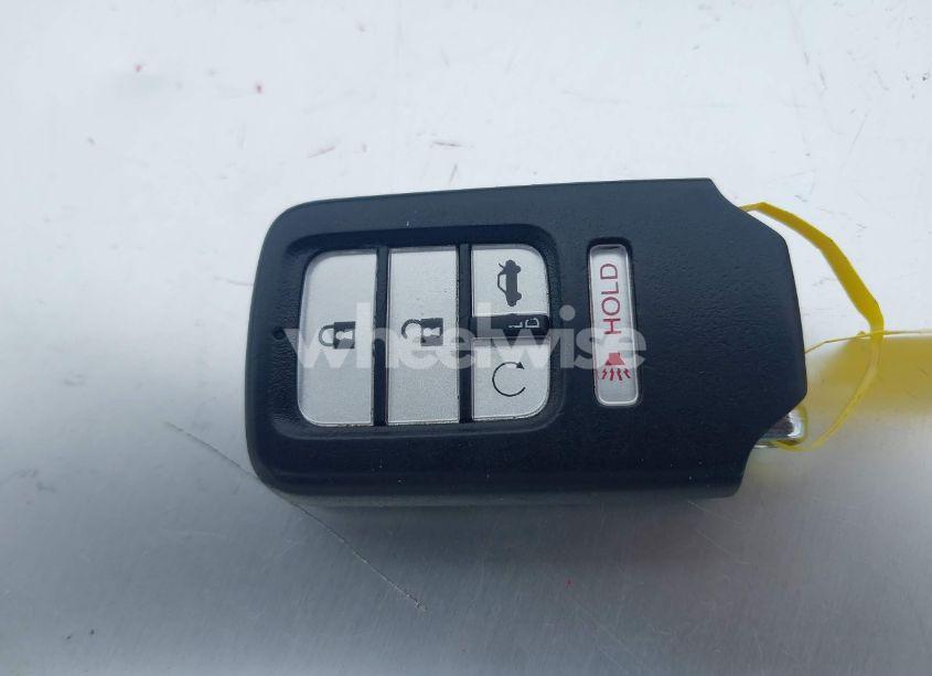 Photo 11 of 2019 Honda Civic SPORT (VIN 19XFC2F80KE036761)