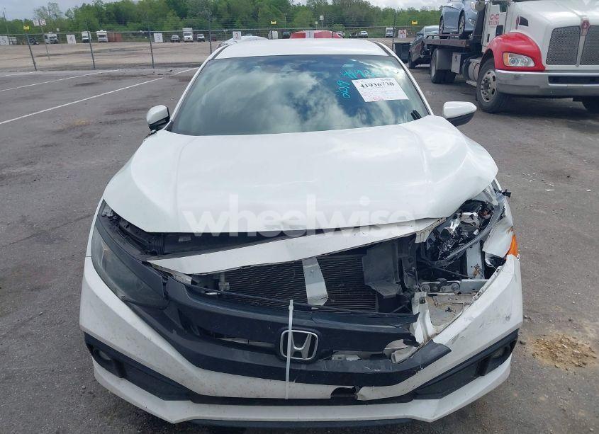 Photo 6 of 2019 Honda Civic SPORT (VIN 19XFC2F80KE036761)