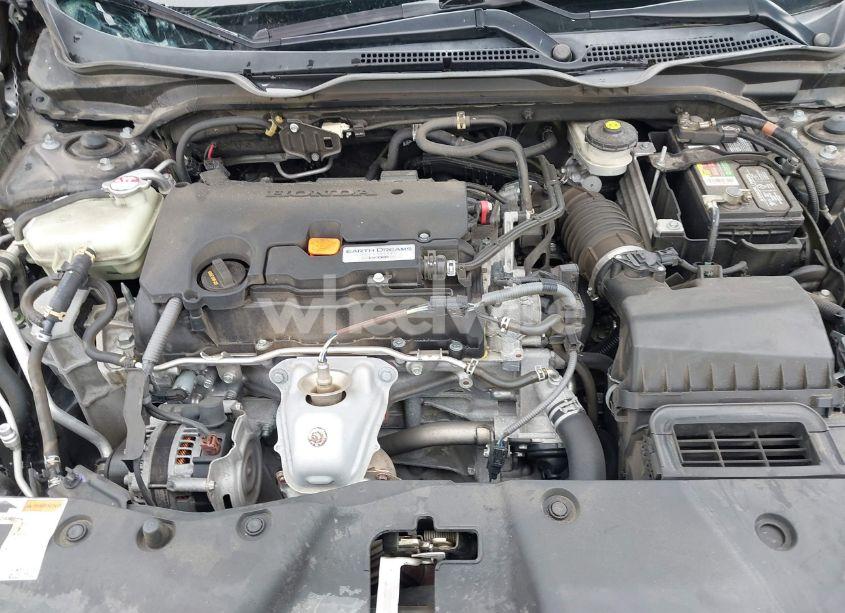 Photo 10 of 2019 Honda Civic SPORT (VIN 19XFC2F80KE047548)