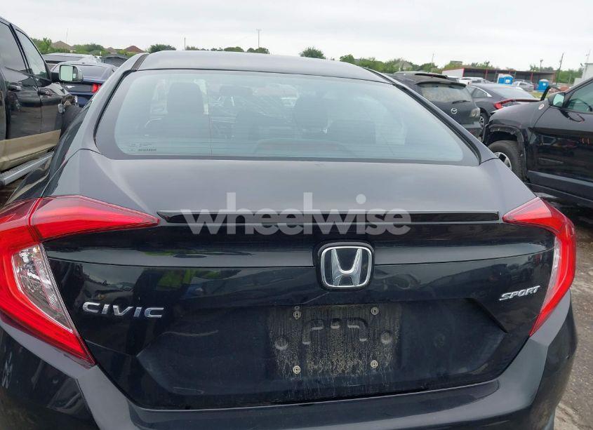 Photo 16 of 2019 Honda Civic SPORT (VIN 19XFC2F80KE047548)