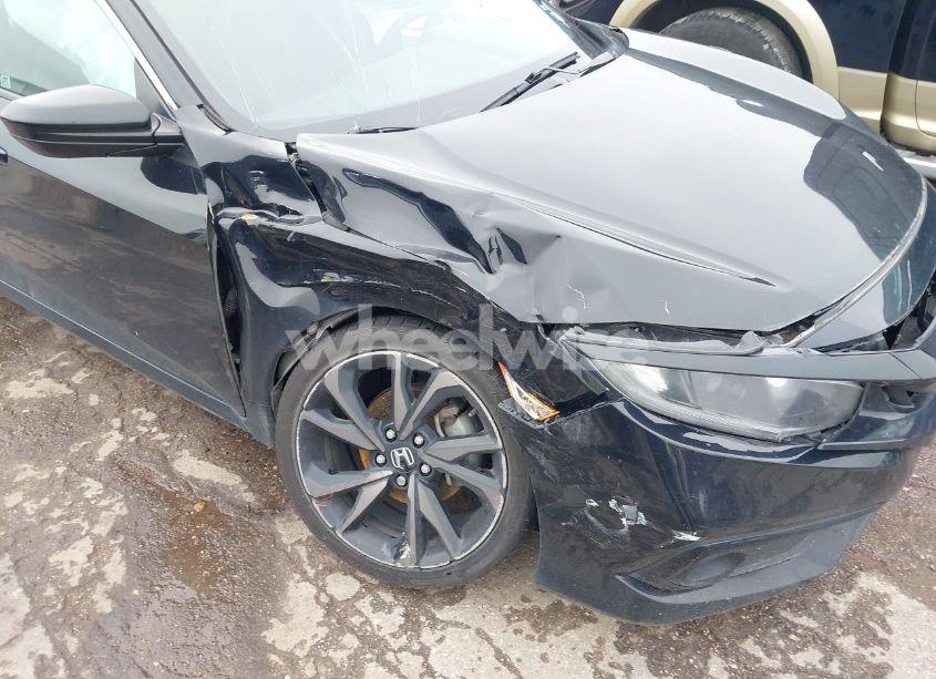 Photo 6 of 2019 Honda Civic SPORT (VIN 19XFC2F80KE047548)