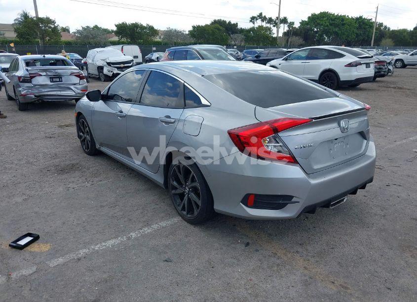 Photo 3 of 2021 Honda Civic SPORT (VIN 19XFC2F80ME002757)