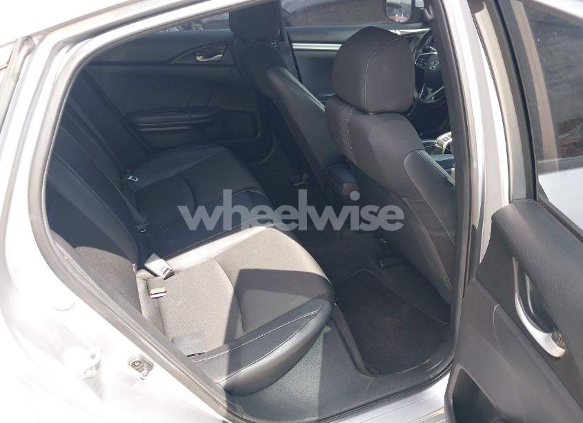 Photo 8 of 2021 Honda Civic SPORT (VIN 19XFC2F80ME002757)