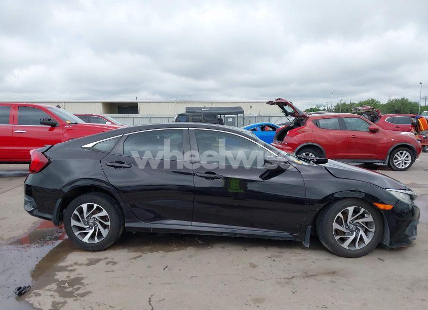 Photo 13 of 2016 Honda Civic EX (VIN 19XFC2F81GE092425)