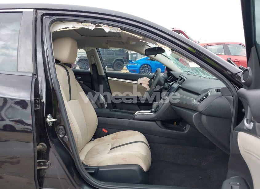 Photo 5 of 2016 Honda Civic EX (VIN 19XFC2F81GE092425)