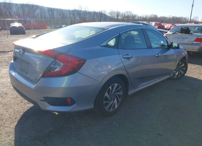 Photo 4 of 2016 Honda Civic EX (VIN 19XFC2F81GE201529)