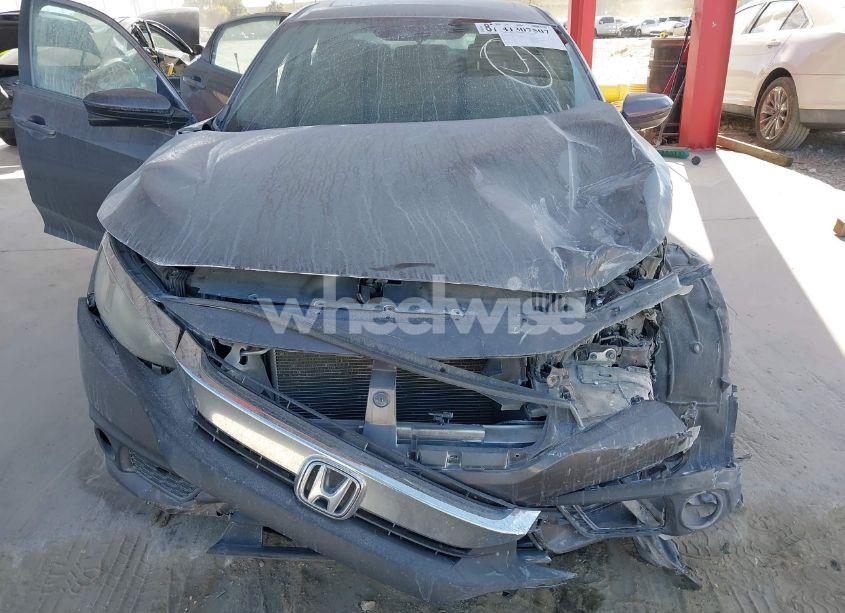 Photo 6 of 2017 Honda Civic EX (VIN 19XFC2F81HE030086)
