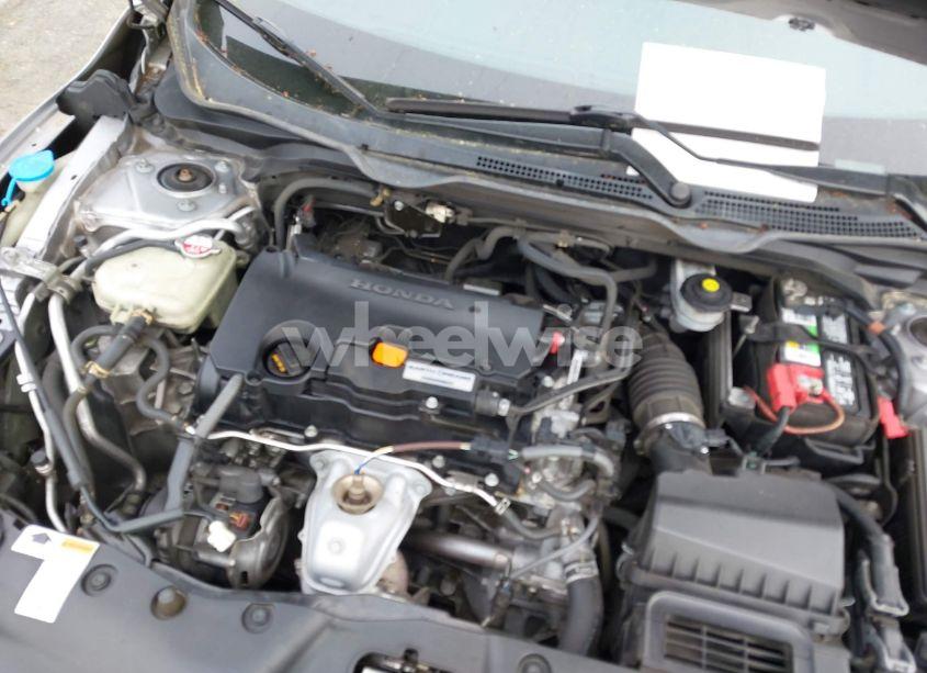 Photo 10 of 2019 Honda Civic SPORT (VIN 19XFC2F81KE006491)