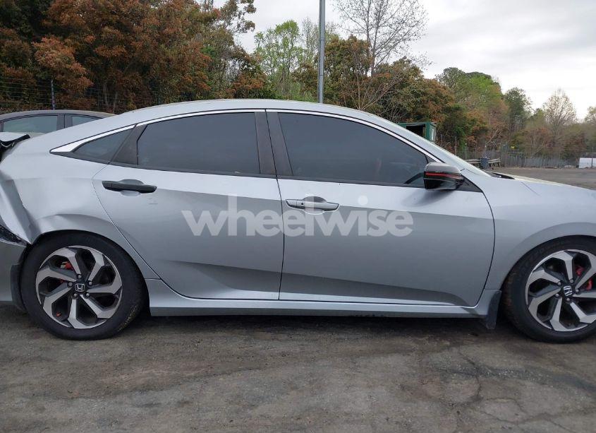 Photo 13 of 2019 Honda Civic SPORT (VIN 19XFC2F81KE006491)