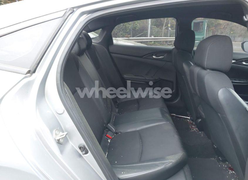 Photo 8 of 2019 Honda Civic SPORT (VIN 19XFC2F81KE006491)